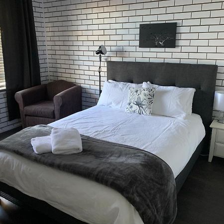 Kings Avenue Motel Saint Arnaud ภายนอก รูปภาพ